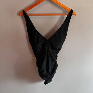 Plus Size One Piece Swimsuit Black Rushed 3XL